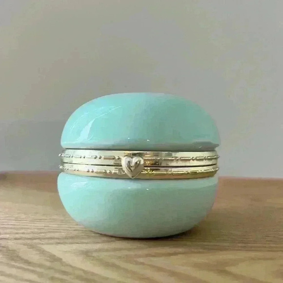 Macaroon Shaped Light Blue Trinket Snap Open Box Preppy Pastel Home Decor - Picture 3 of 12